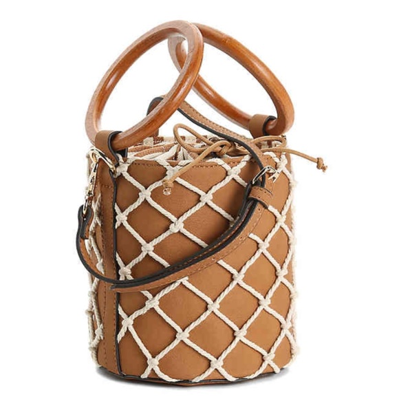 Aldo Handbags - 🆕 aldo kadori nautical bucket bag